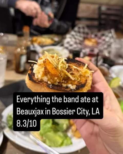 Hurricane Alley LIVE, from South Dallas Foodie’s Instagram coverage